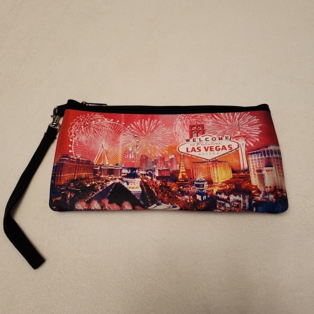 Las Vegas Pink Padded Wristlet - Picture 8 of 8